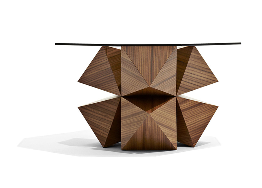 2015
Walnut, glass
45 x 45 x 45 cm (without glass)
Handmade by the artist
Limited edition of 8