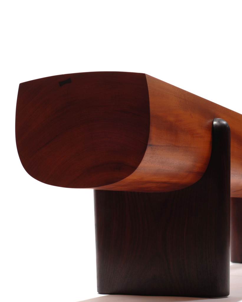 2023
Solid Mahogany, Palisander 
Handmade by the artist
240 x 32 x h45 cm
Limited edition of 3